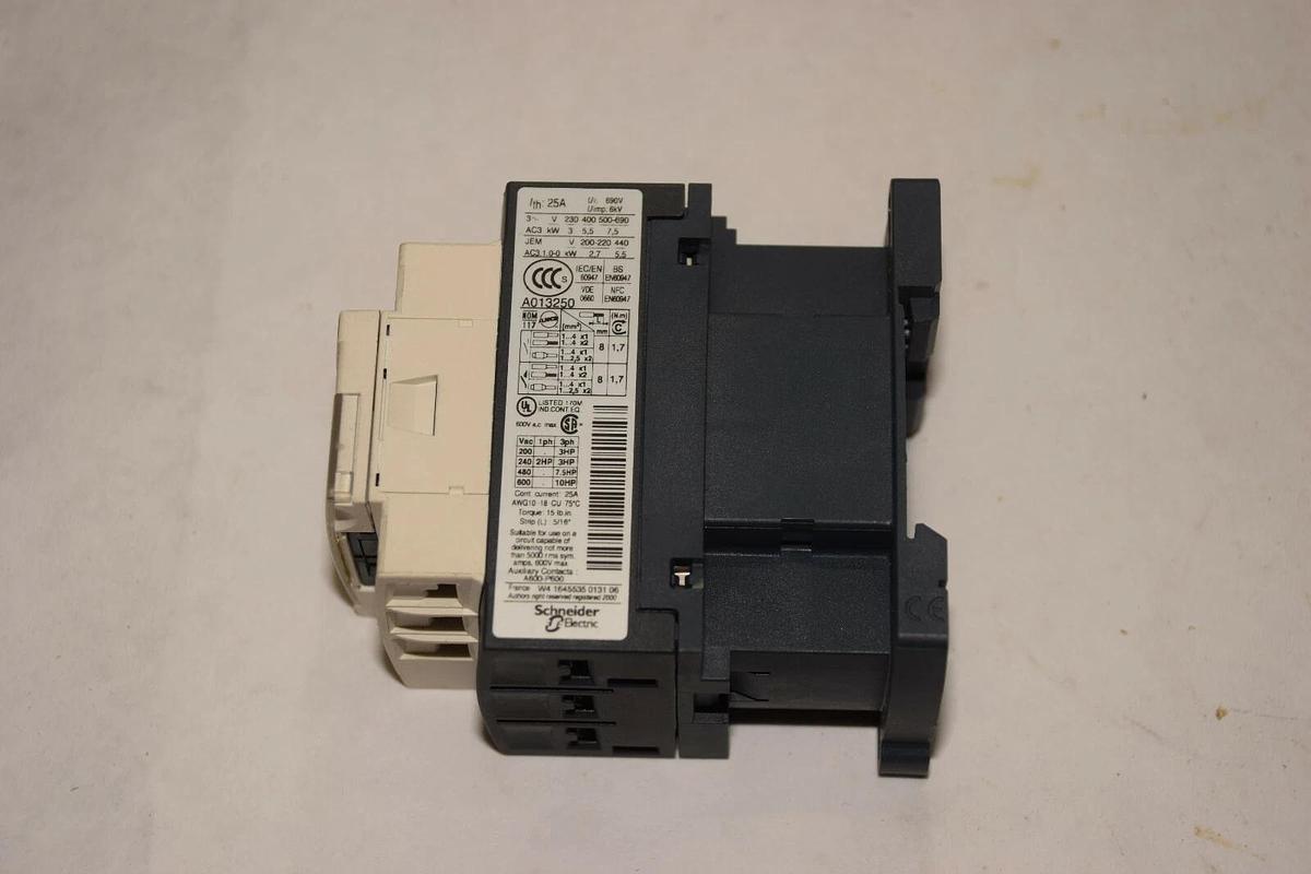 Used SQUARE D / TELEMECANIQUE LC1D12 E05-K042 25A 600V 6kV CONTACTOR