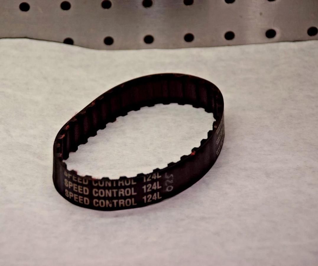SPEED CONTROL TIMING BELT 124L 28673318 104 16808 *USA* (NEW)