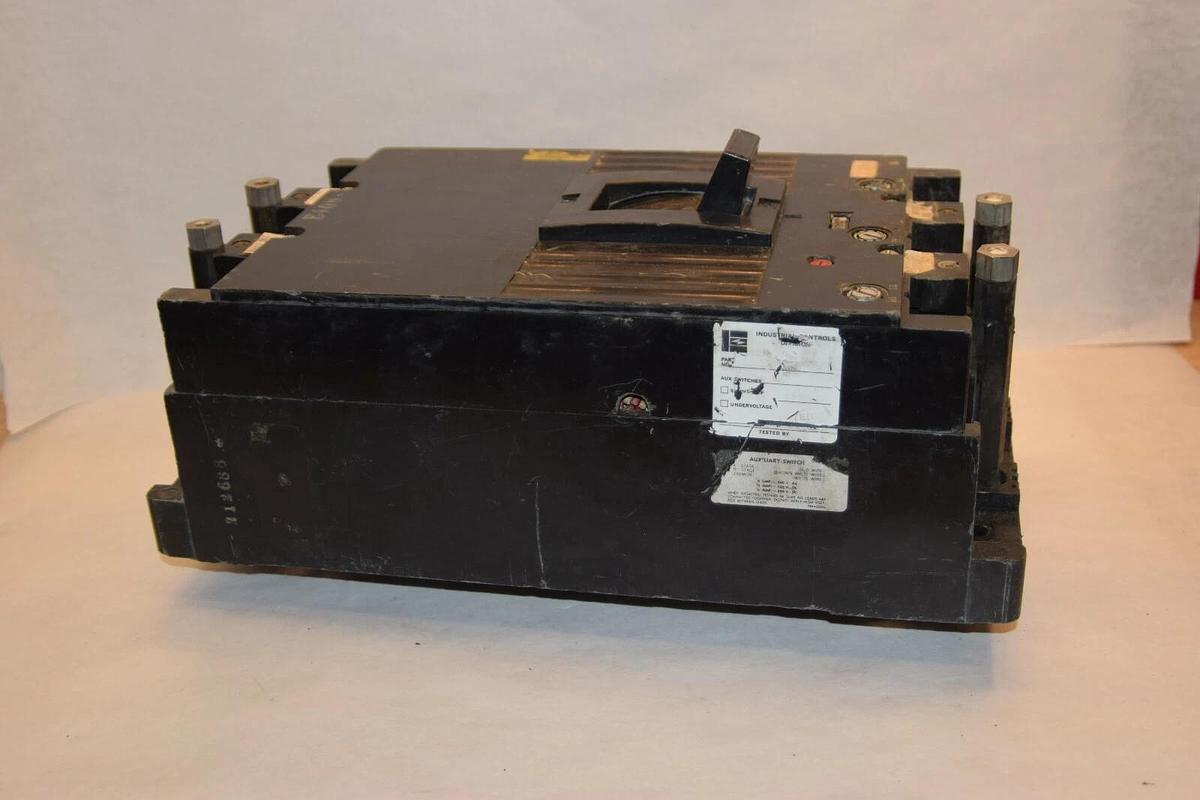Used General Electric TKMA836T700 700A Breaker