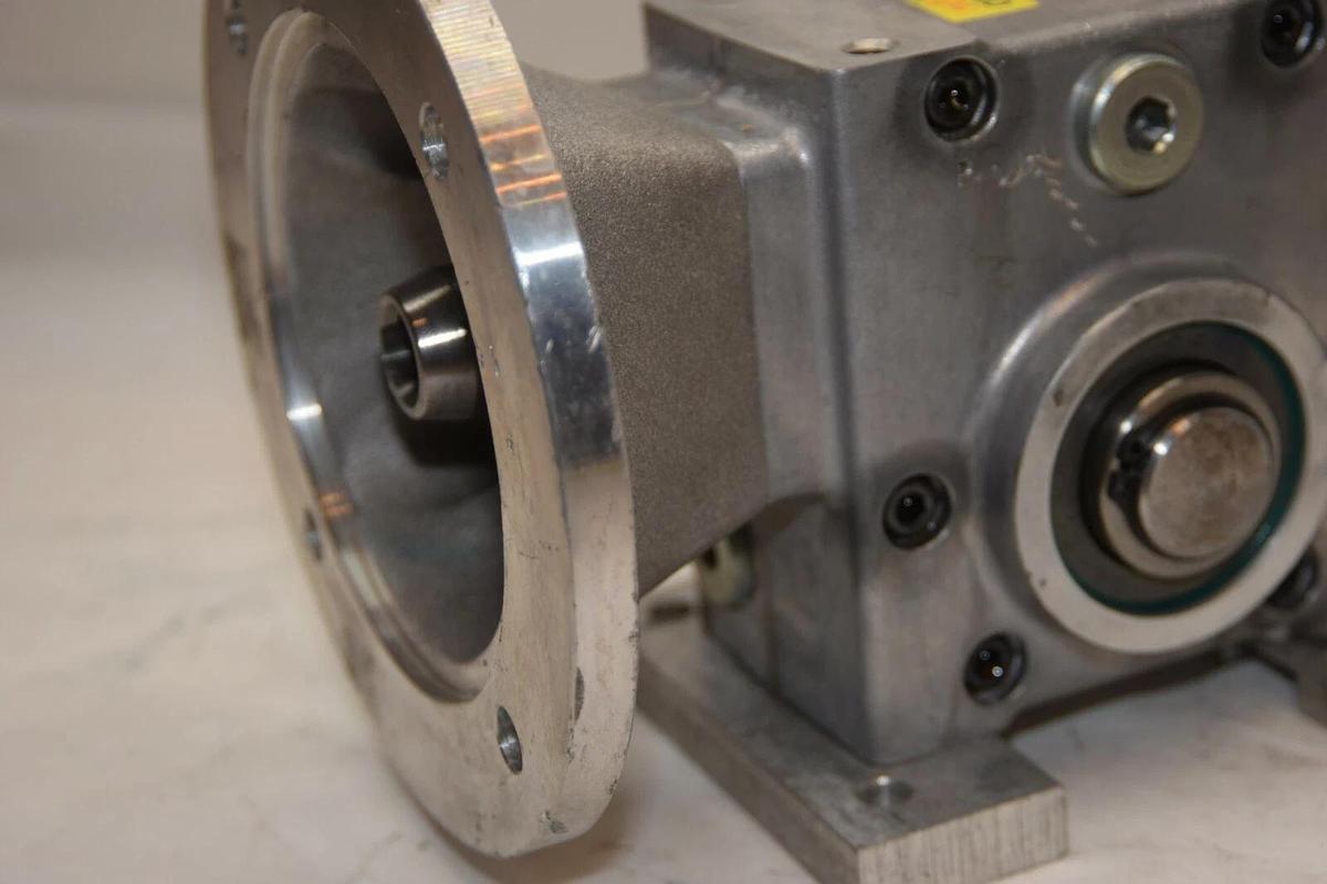(NEW) CONEDRIVE B021010.BGNGB 0:1 3/4" Shaft Gear Box / Speed Reducer