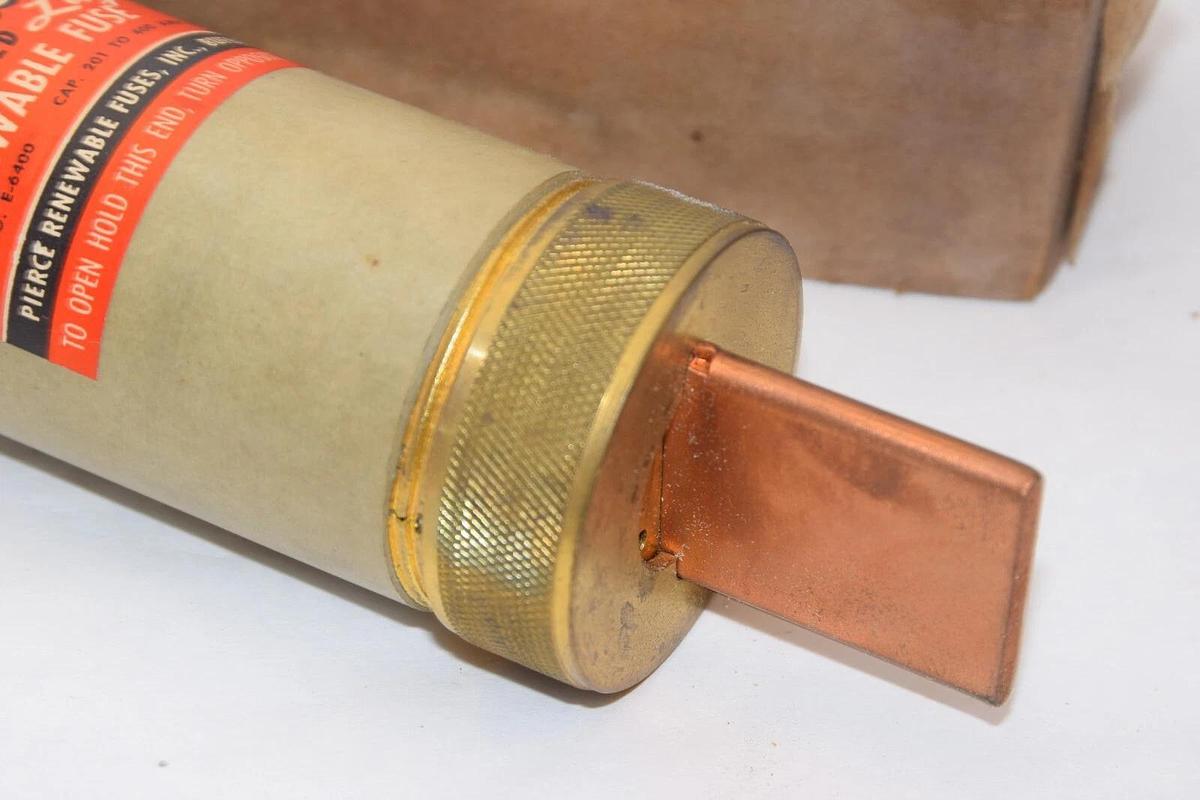 (NEW) PIERCE E-6400 400Amp 600V Fuse