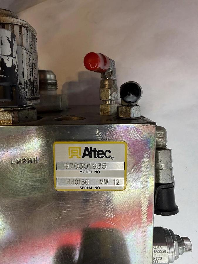 Used Altec 970301935 Hydraulic solenoid Valve Block