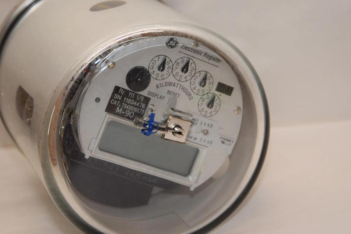 (NEW) GE GENREAL ELECTRIC 702X016266 M-90 4 Wire Three Stator Watthour Meter