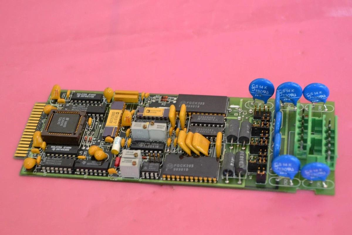 Used Bristol Babcock Angalog Input Module Board 392004-03-8 392004 Rev B