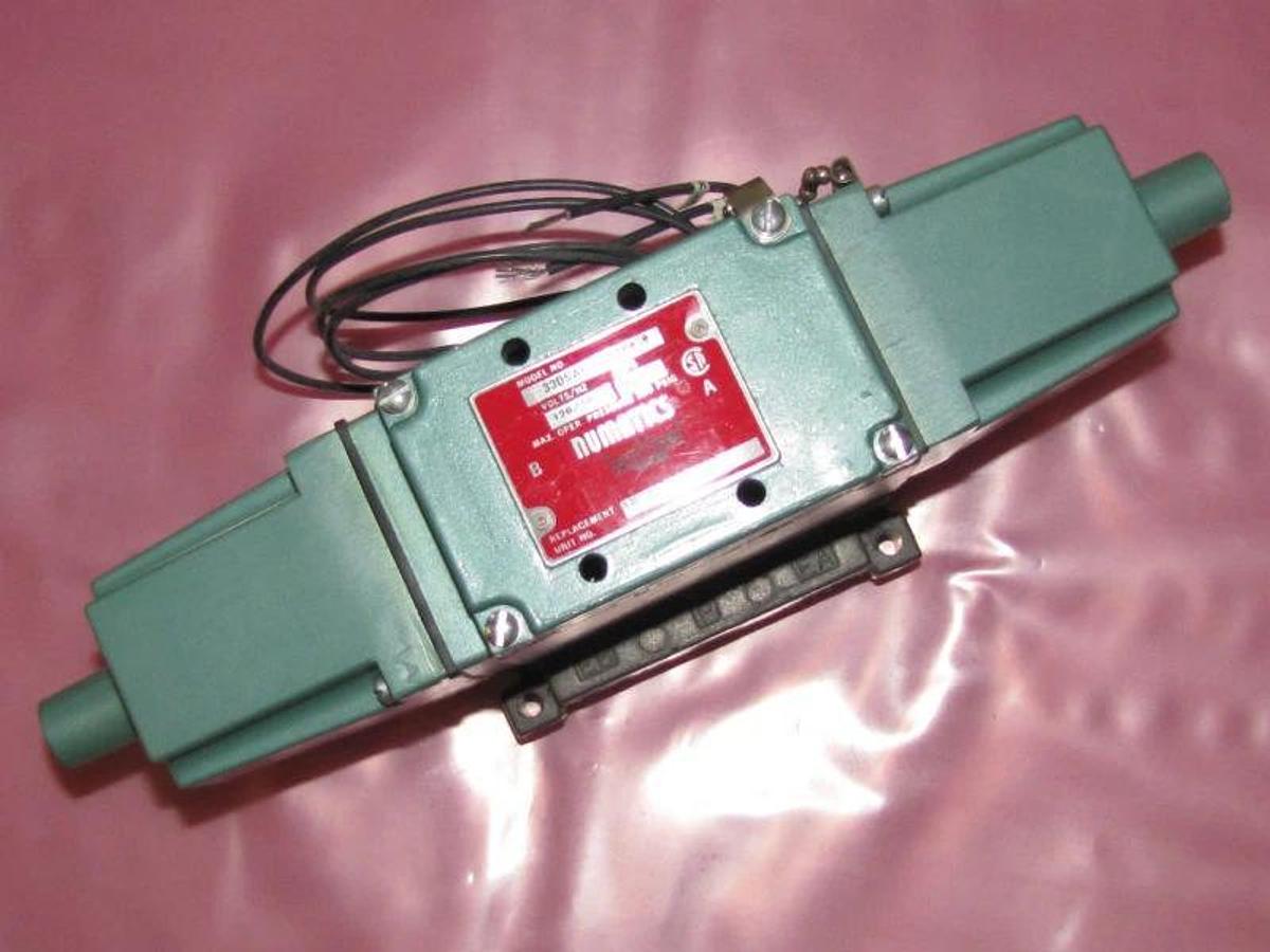 NUMATICS VALVE 33DSA6441O000030 33DSA600O000030  NEW