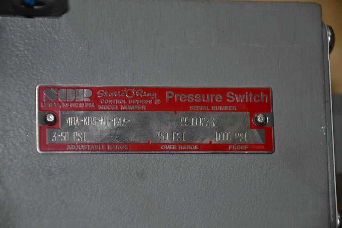 SOR STATIC O RING 4BA-KB5-N1-C4A 3-50PSI PRESSURE SWITCH NEW