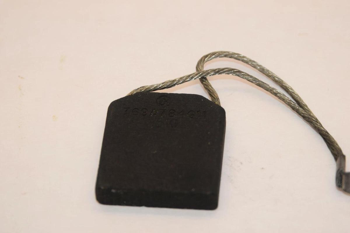 (NEW) WESTINGHOUSE 769A784G11 1.5"x3/8" Carbon Brush