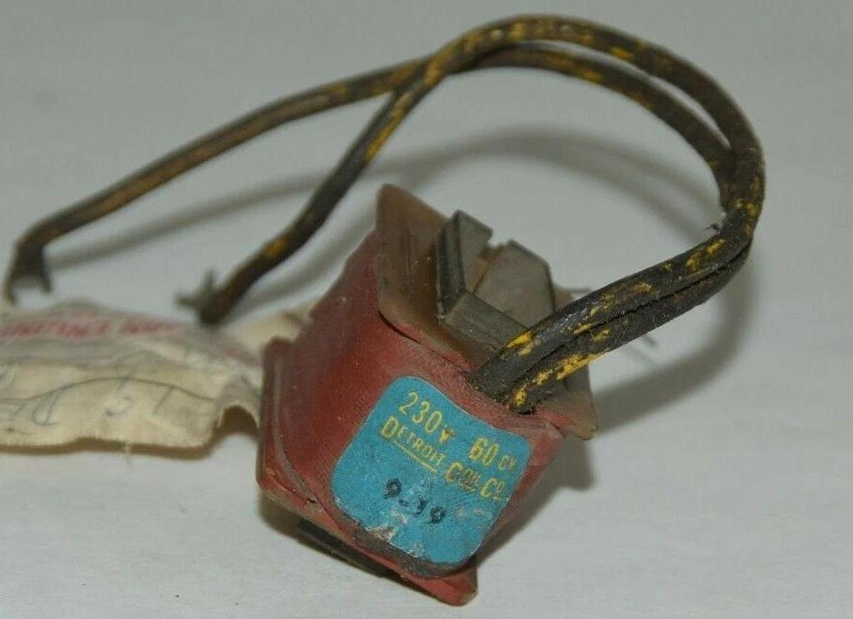 (NEW) DETROIT COIL COMPANY 230V 60cy # 9-19 Coil