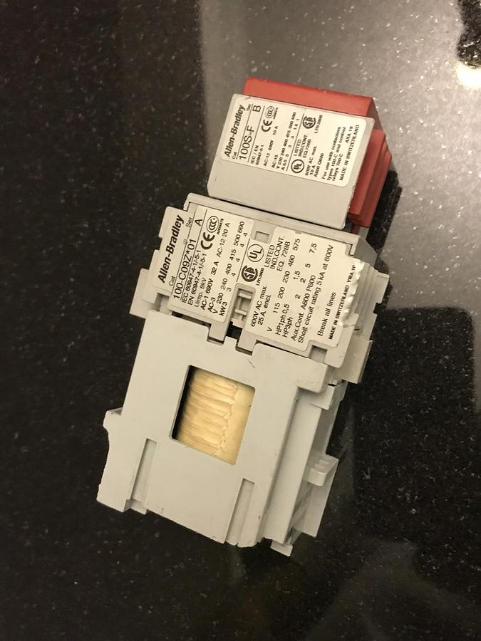 Used ALLEN BRADLEY 100S-C09DJ05C Contactor  100c09z as-is