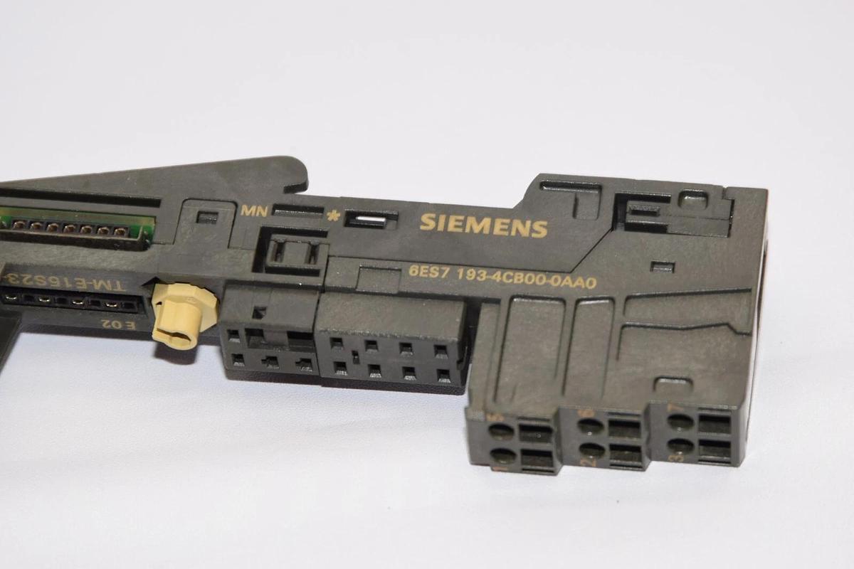 Used SIEMENS 6ES7 193-4CB00-0AA0 TM-E15S23-01 For ET200S Terminal Module