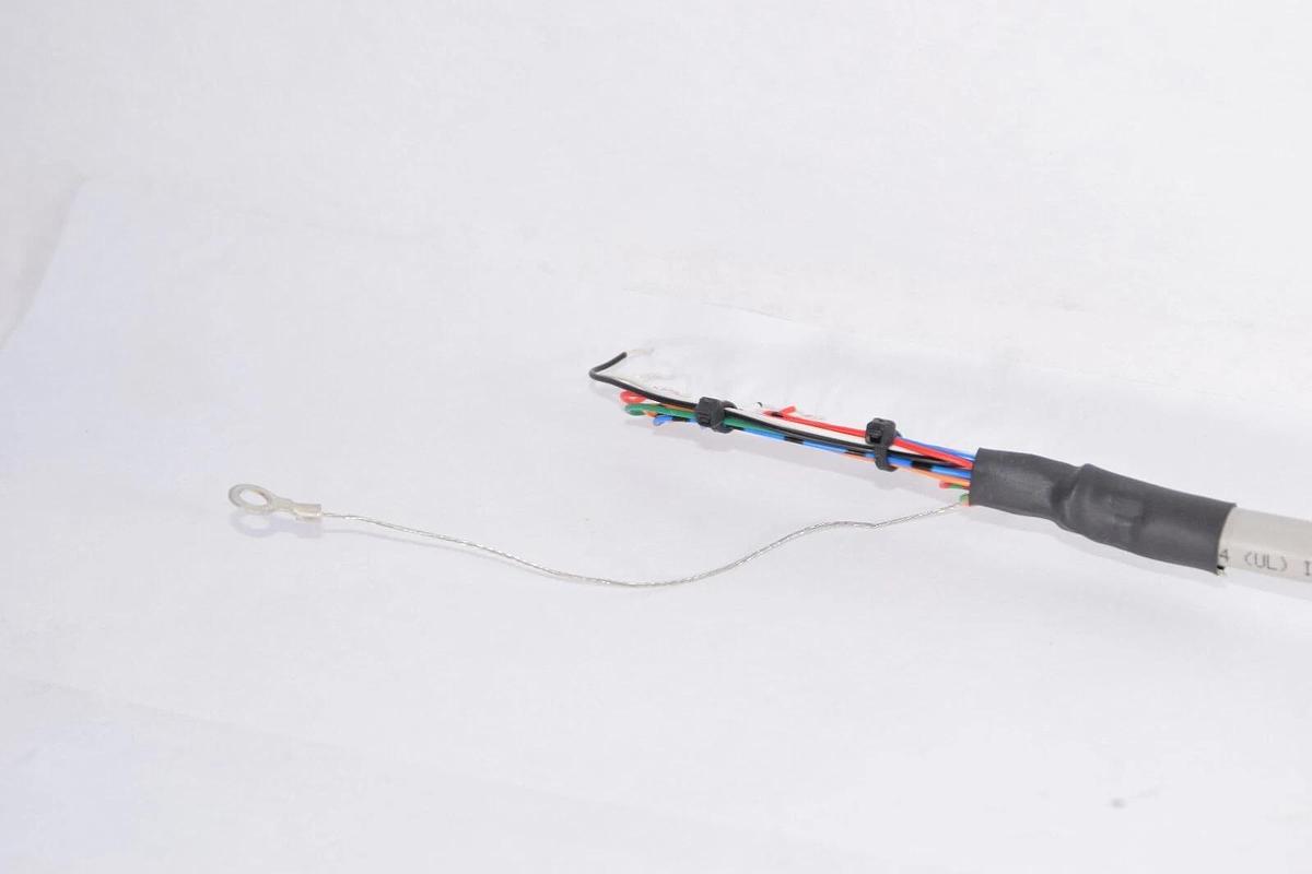 Used Allen Bradley 1492-CONACAB005D 12A Conversion Cable