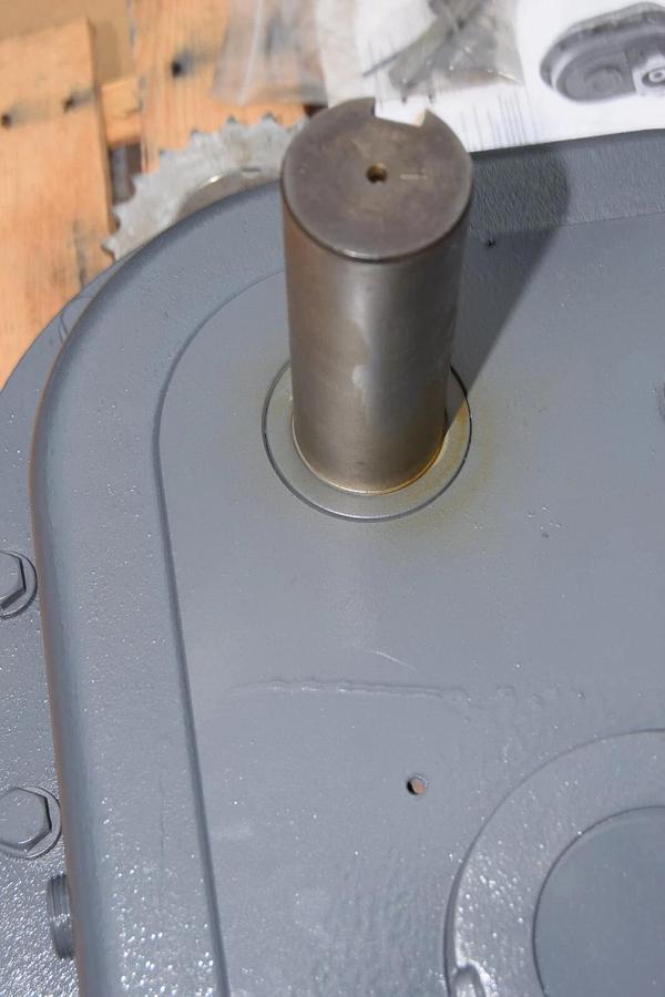 Browning Shaft Mounted Gearbox Gear Box Speed Reducer 215 215SMTP25 24.9  NOS