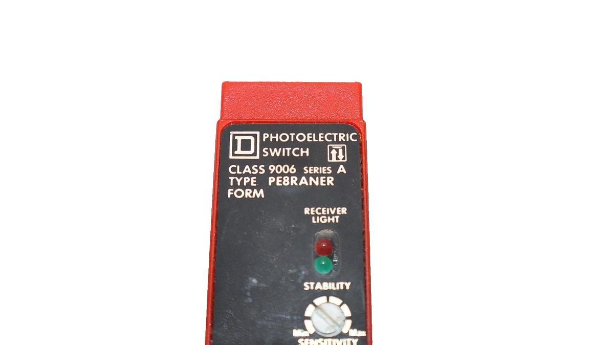 Used Square D 9006 PE8RANER Series A Photoelectric Relay Switch