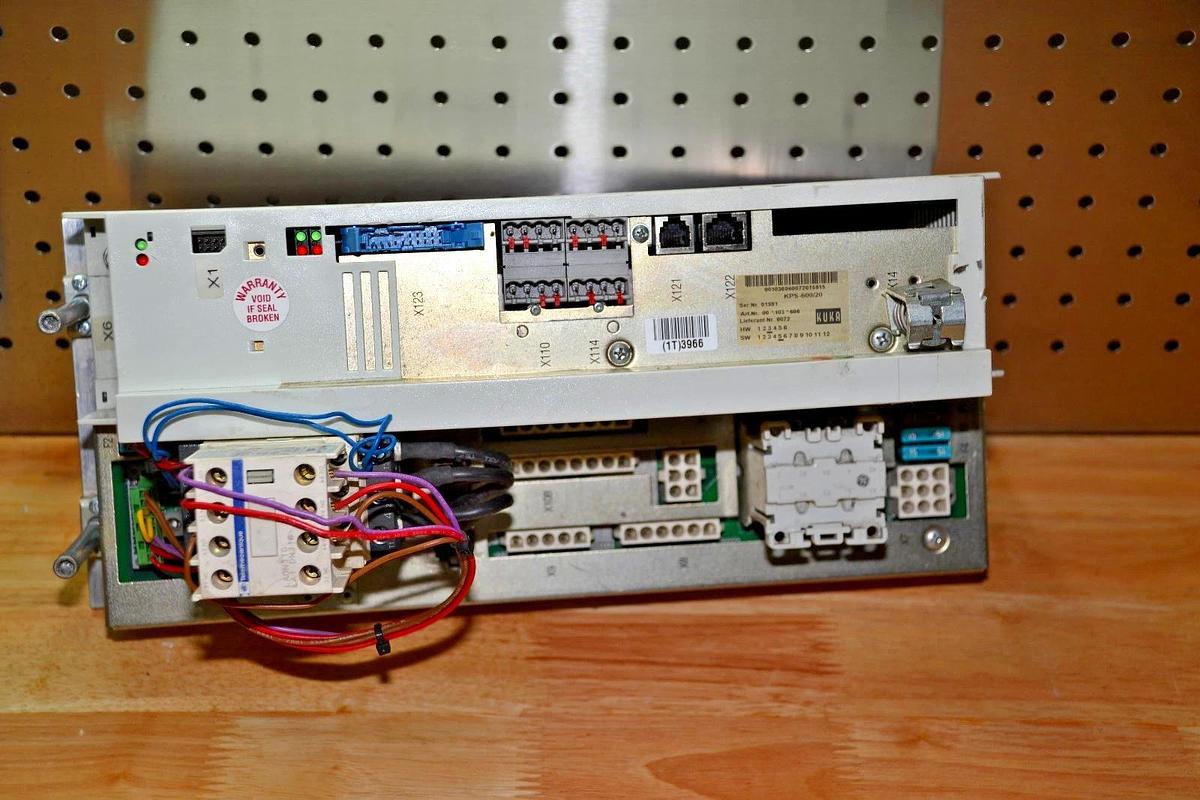 Used Lenze KUKA Servo-Drive  E93CE143I4B531 KPS-600/20