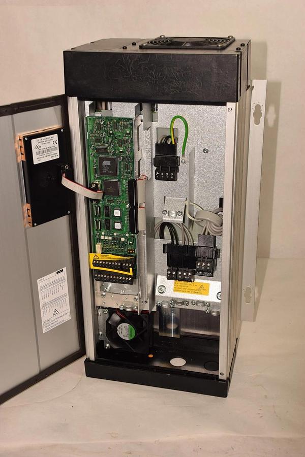 Used DANFOSS VLT5011PT5C54SBR1DLF00A00C0 VLT 5000 12.2kVa Drive