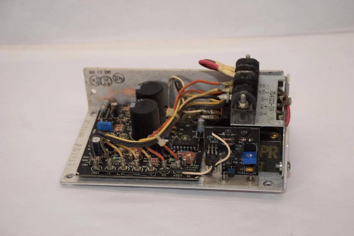 Used POWER-ONE HAA15-505 +/-12Vdc 1 Amp Power Supply