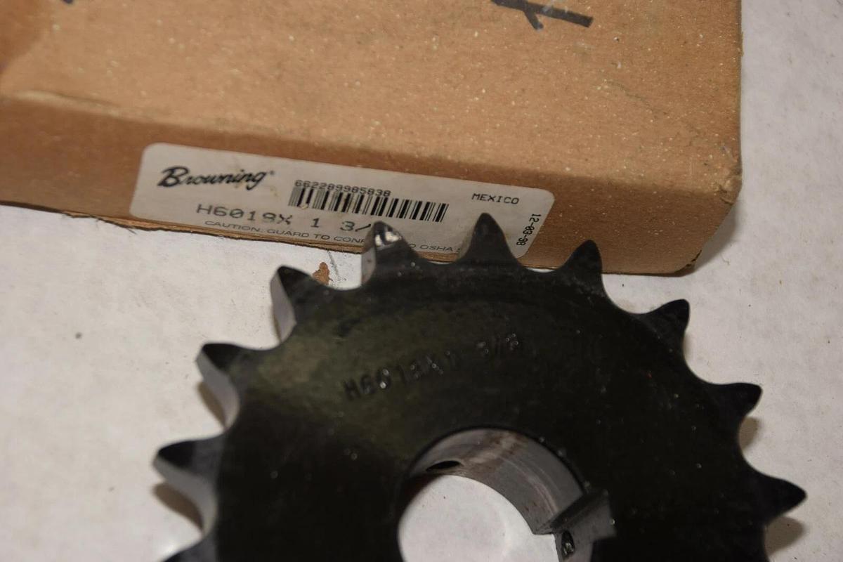 BROWNING H6018X 1 3/8 H6018X13/8 1-3/8" 18 TEETH SPROCKET NEW