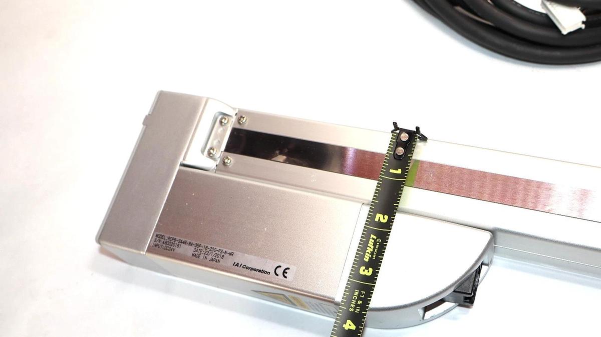 Used IAI Corporation RCP6-SA4R-WA-35P-16-200-P3-N-MR 24Vdc Cylinder With Cable