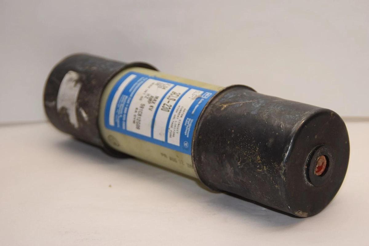(NEW) CUTLER HAMMER 2CLS-230 230A 230 Amp A 60Hz CLS-1 High Voltage Fuse