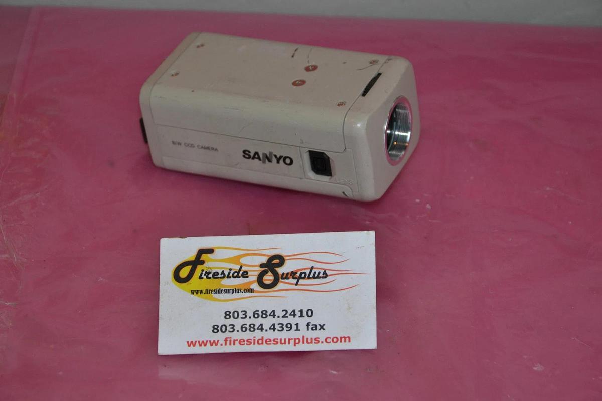 Used SANYO CCTV 24vac 12vdc VCB-3454 VCB 3454 VCB3454 B/W CCD Security Camera