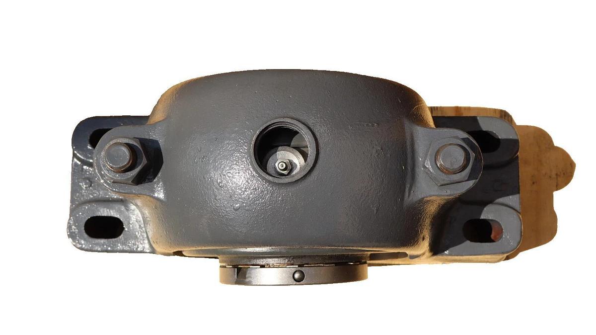 Dodge 2 Bolt Split Pillow Block Bearing and Housing 3-1/4" 3 1/4 AA1612 NOS