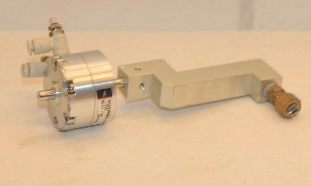 Used SMC CDRB2BW20-90S-T79 CDRB2BW2090ST79 0.7MPa Rotary Actuator Vane
