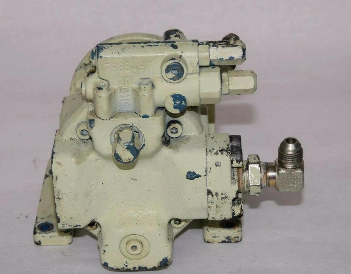 Used REXROTH Pump A10VSO18DFR1/31R-PPA12N00 A10VSO 18 DFR1/31R-PPA12N00 02410408