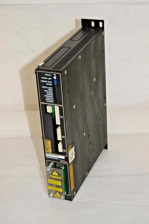 Used KOLLMORGEN Servo Drive BDS4A-103H-0015-106A21P Input 140Vdc Output 115Vac 3A