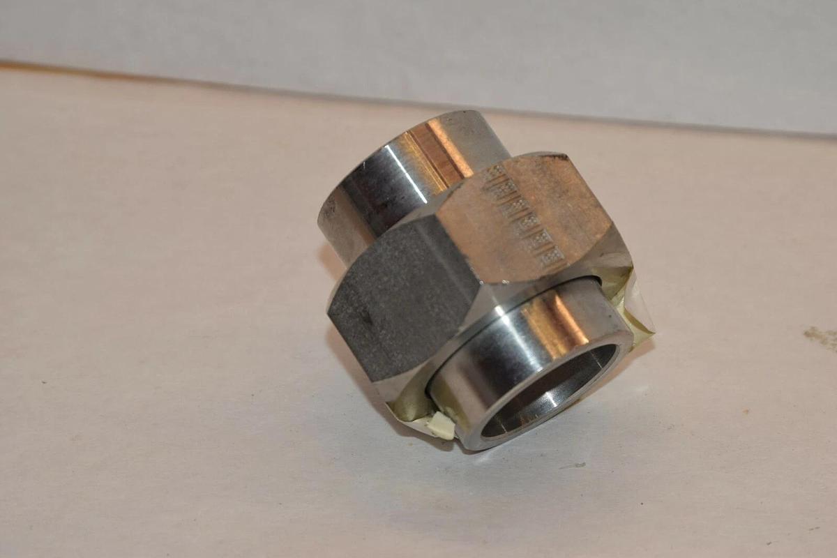 NEW ASP SSP 1714319 252834 1-1/4" UNION TUBE CONNECTOR STAINLESS STEEL
