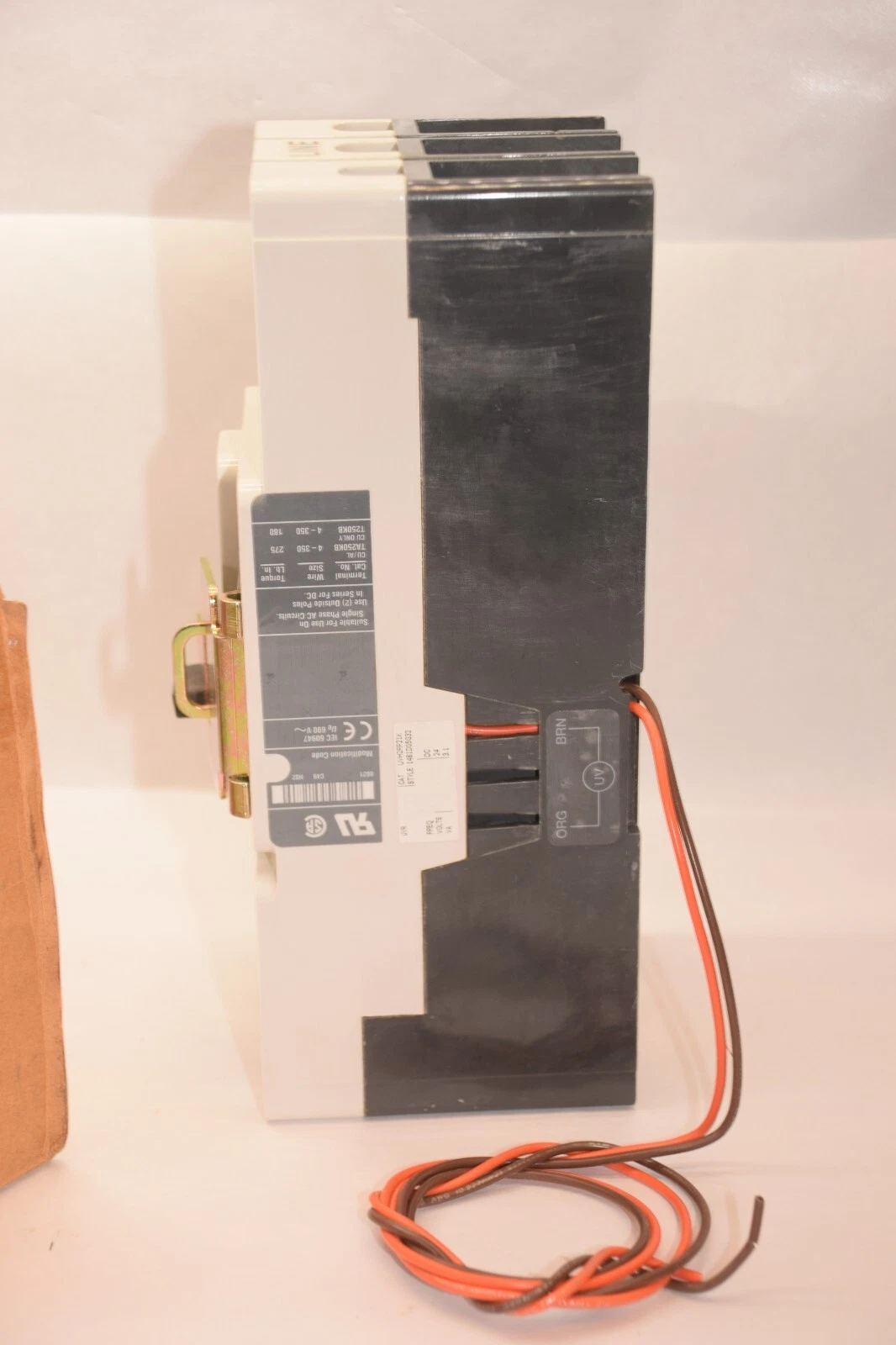 (NEW) EATON HMCP250A5CL04T26 250A 250 Amp 3P Series C Circuit Breaker