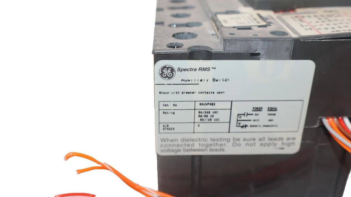 Used GE GENERAL ELECTRIC SELA36AI0150 150A 150 A Breaker SRPE150A Shunt SAUXPAB2 Aux