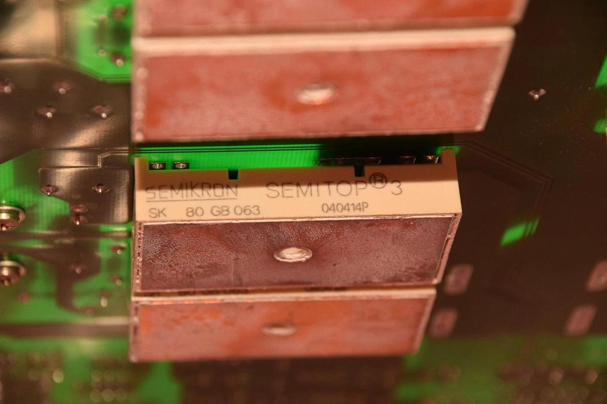 Used NEWAVE SA POWERWARE EXIDE NW4002D NW4002D2  Rom 142/03  CH6572 BOARD CARD