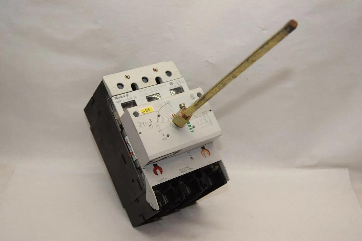 Used KLOCKNER MOELLER Breaker NZM7A-150N-NA 150A 150 Amp A w/ DAOV-NZM7