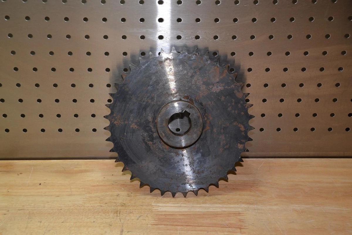 Used CHINA POWER RITE 50B40QKKR-B 50B40QKKRB 40 TEETH SPROCKET