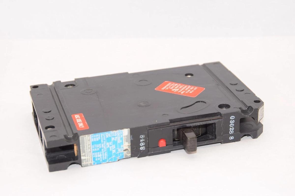 Used SIEMENS ED41B050 50A 50 Amp 277V  Circuit Breaker 1 Single Pole