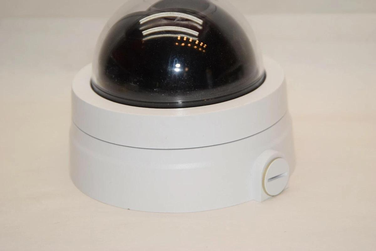 Used COSTAR CDC3510MFWV 2.8-12mm Vandal Flex Dome Security Camera