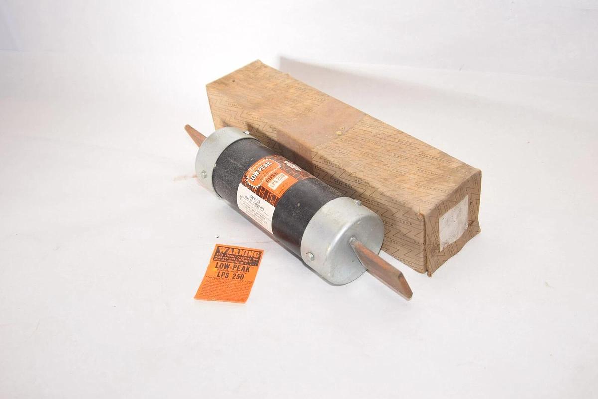 (NEW) BUSSMANN LPS 250 LPS250 250Amp 600V Low Peak Fuse