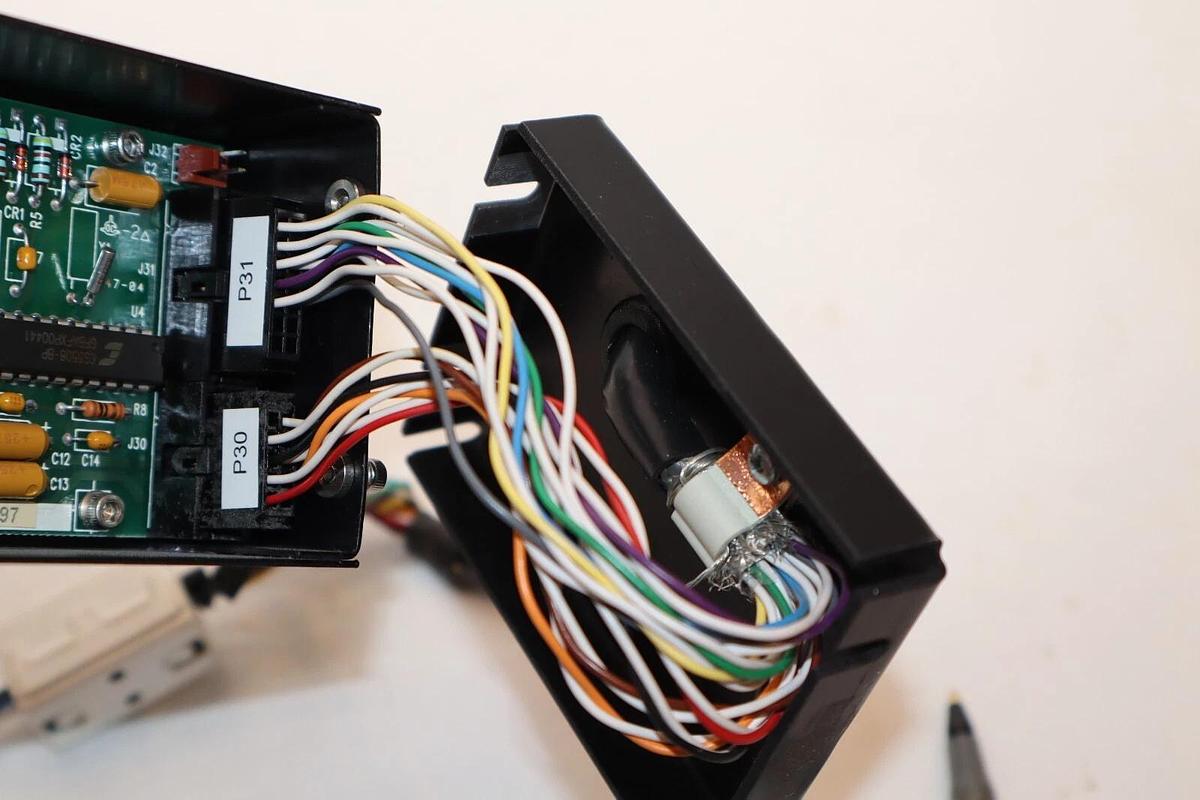 Used SIEMENS 758612.902 Rev A , 758530-902 Rev B