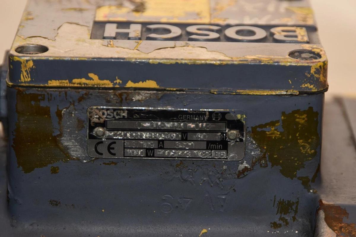 Used Bosch 0 618 120 013 Electric Vibrator Shaker  220 460 VAC 3ph 1000W  0618120013