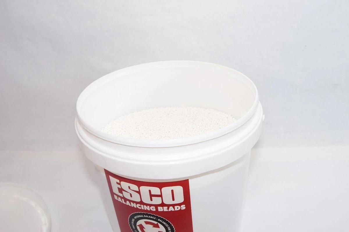 (NEW) ESCO 20466C Balancing Beads Reusable Tire weight balance Bulk Bucket READ