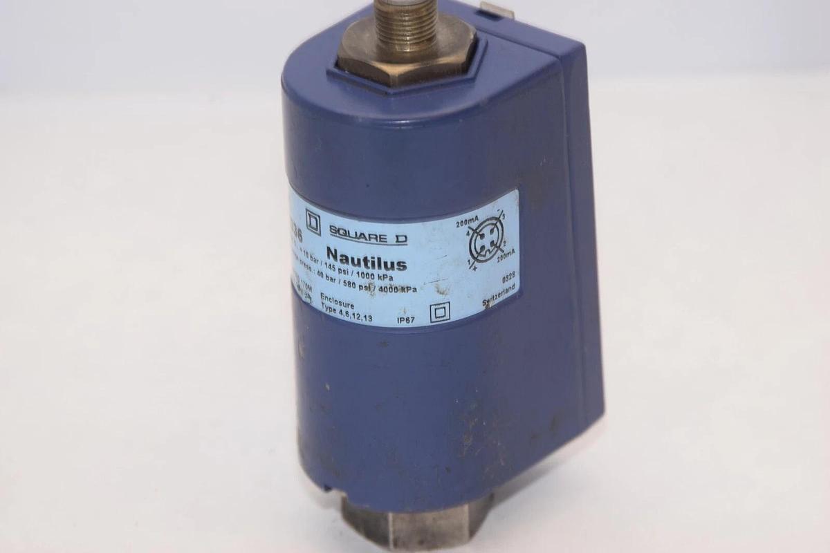 Used SQUARE D XML-F010D2036 24V 200mA 0-10 Bar Nautilus Pressure Sensor