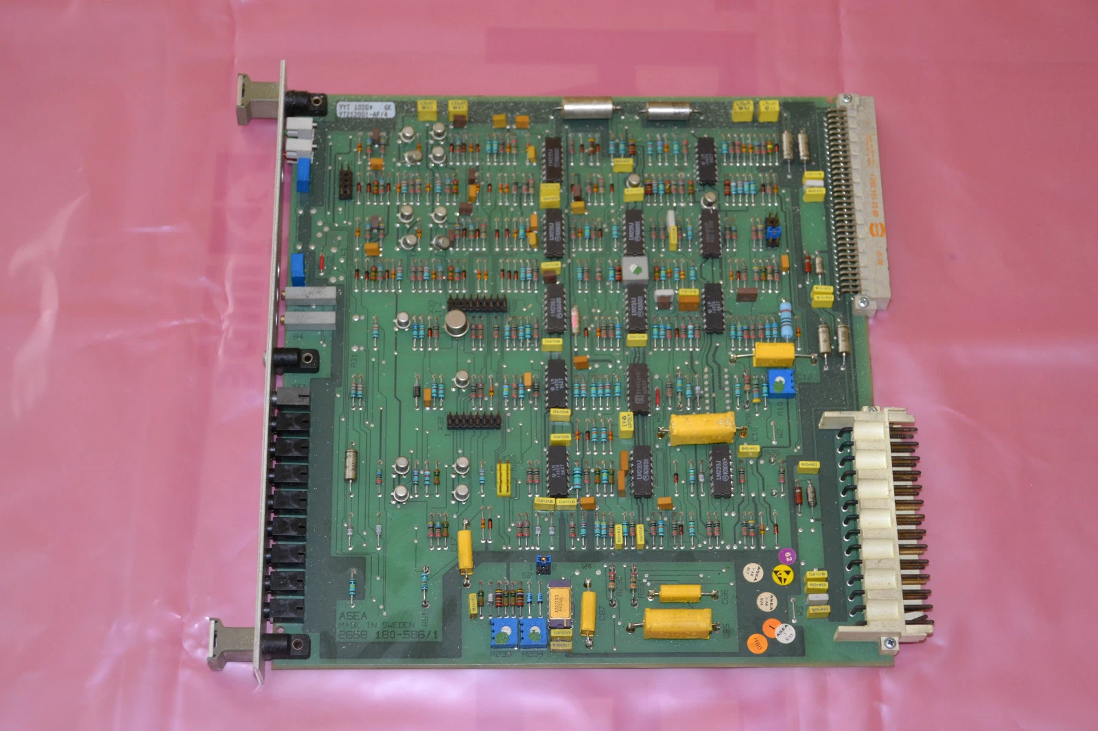 Used ABB ASEA CIRCUIT BOARD CARD YYT102f YYT 102F 6K YT212001-AN/7 2669 180-586/1