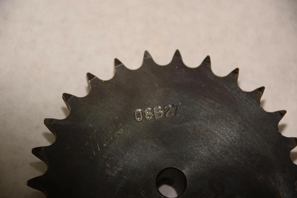 MARTIN SPROCKET 08B27 27 tooth bore 0.45