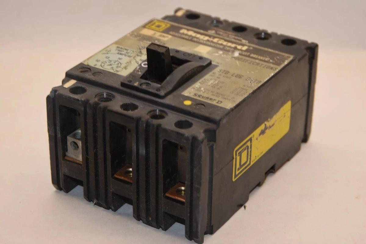SQUARE D FAP3600311M 3A 3 Amp 3 A 600Vac 3P Mag-Gard Circuit Breaker