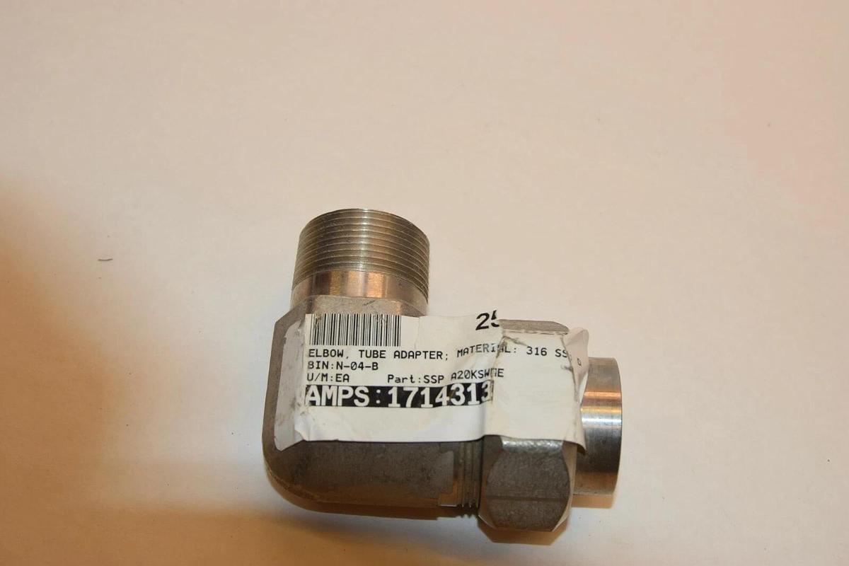 (NEW) ASP AMP 1714313 SSP A220kWME 1-1/4" NPT 316 S/S Elbow Tube Adapter