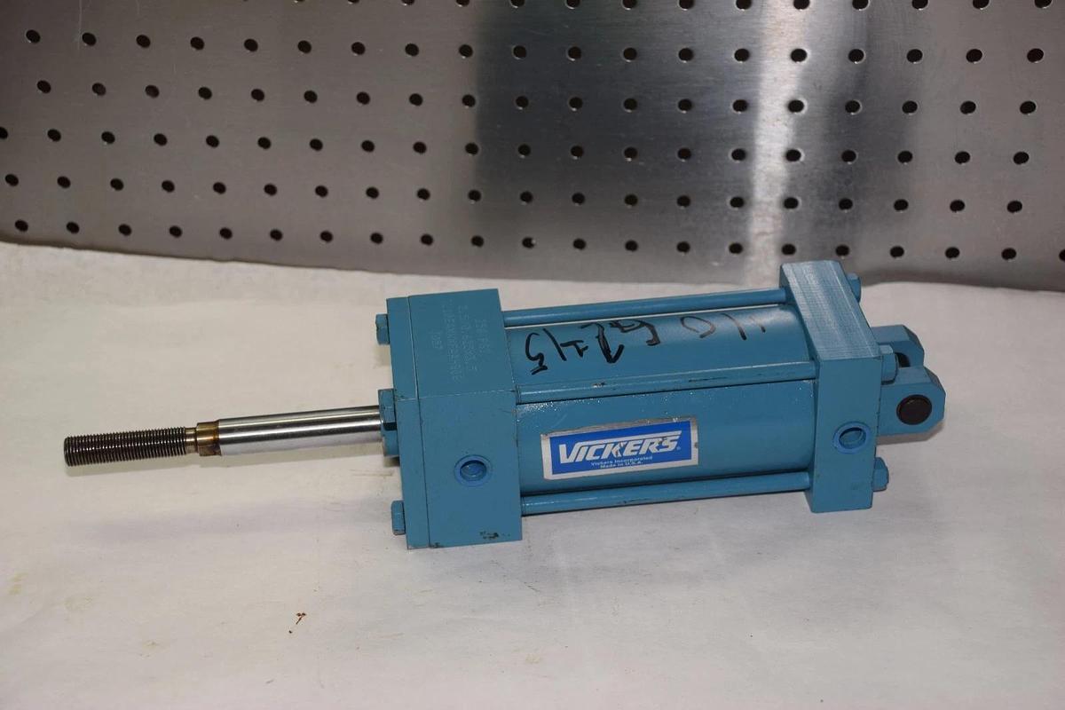 (New) VICKERS TL10EAXXXFAAH868 J057 250psi 5/8" CYLINDER