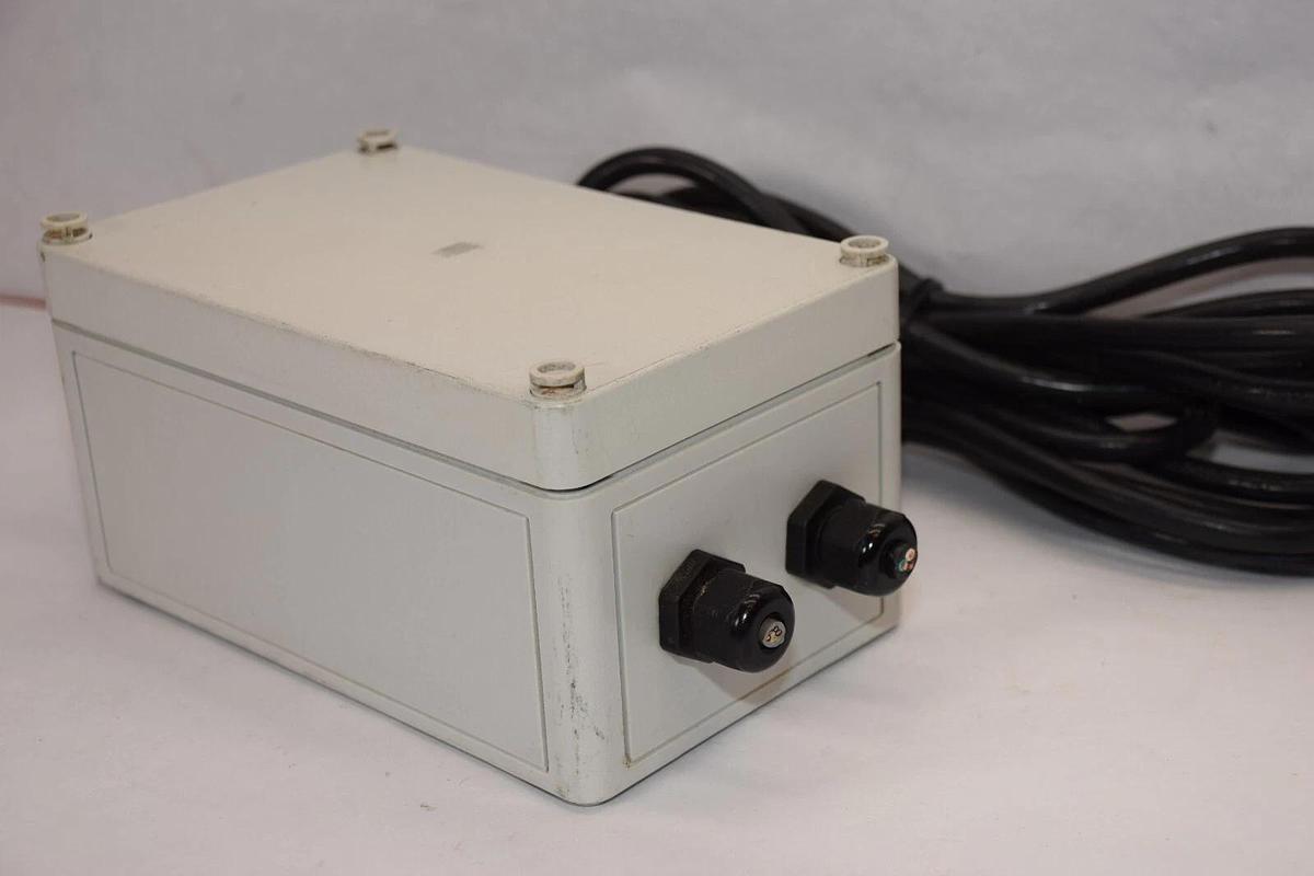 Used RITTAL 7" x 4.5" x 3.5" Enclosure With SPM1-241 AC To DC Switch Power Supply