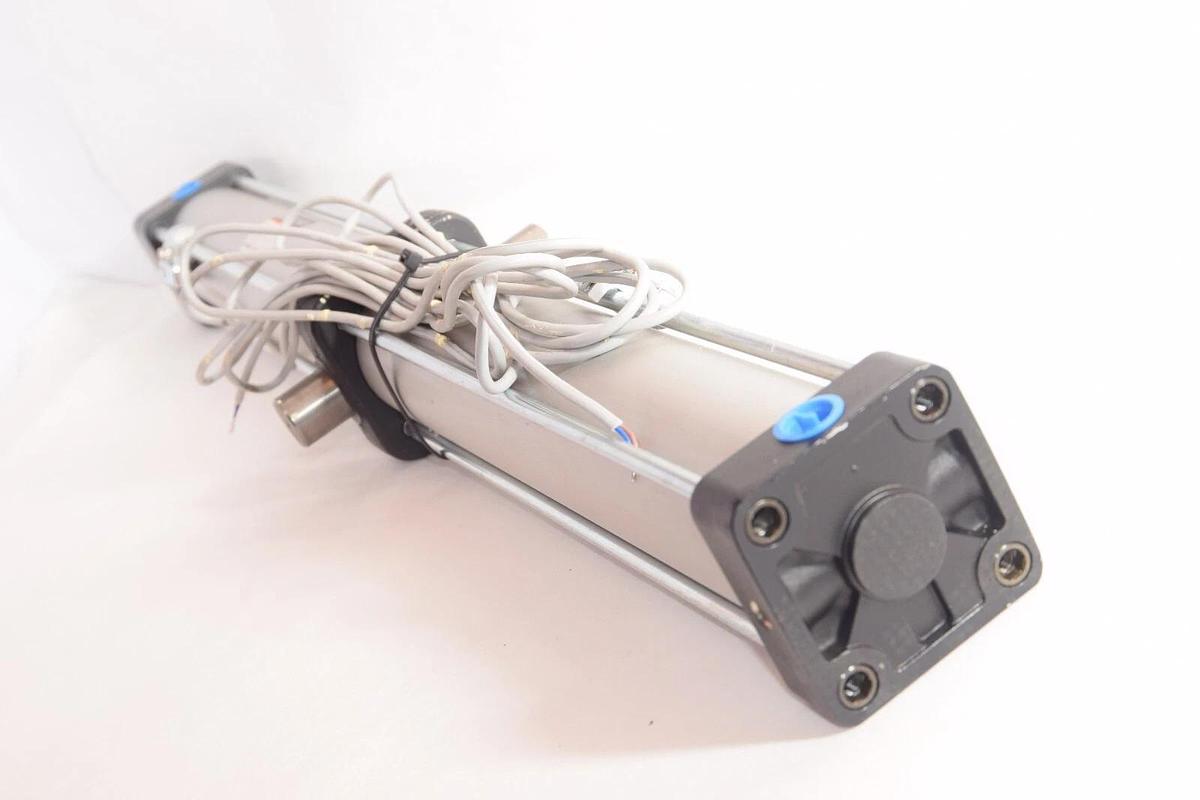 (NEW) SMC NCDA1T250-2700-A54L 17.5kgf/cm2 250psi 5/8" rod Pneumatic Cylinder