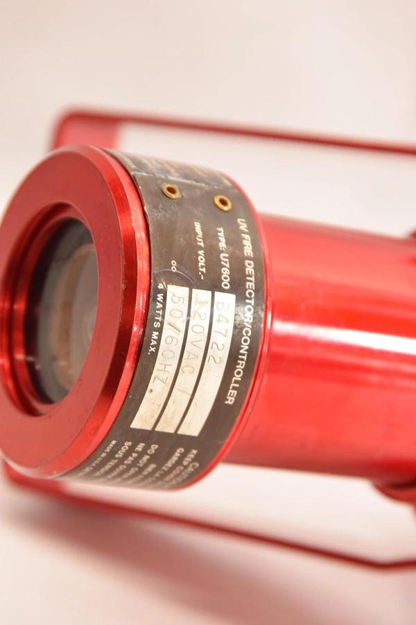 Used Det-tronics UV Fire Detector Controller  U7600B4722  U7600 B4722 120V