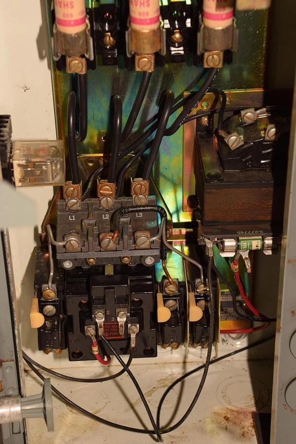 Used ALLEN BRADLEY Combination Starter 712-BAB242 Size Sz 1 Ser N X-343858 200/230v